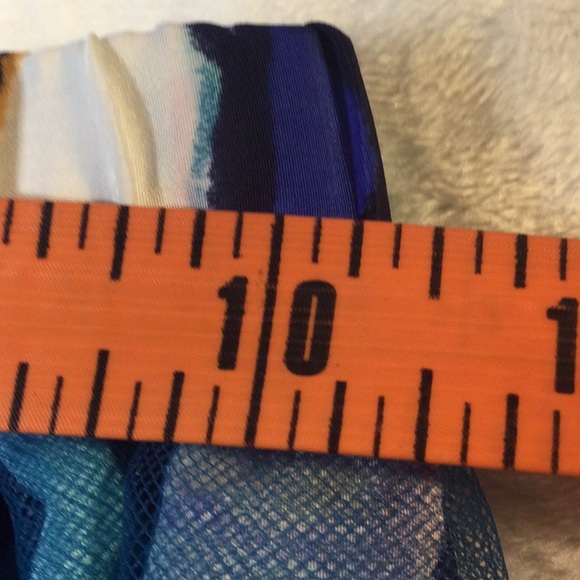 🌼 GYMBOREE 🌼 multi color Print Skirt w/ Sheer Blue Mesh Covering girls 5 - Picture 9 of 13